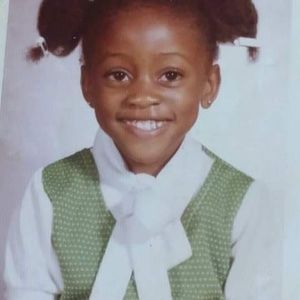 Meet your Posher, Leslie